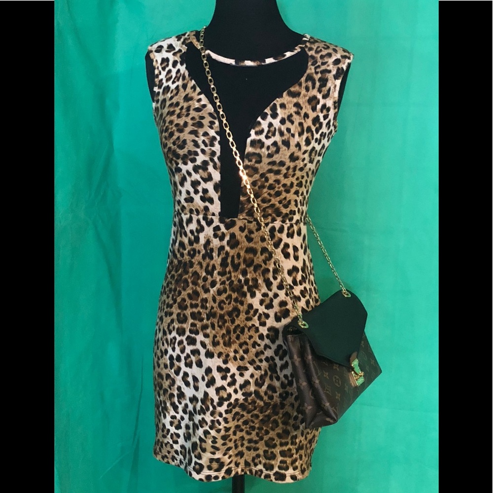 Animal print safari‎ sheet & leopard slip on dress